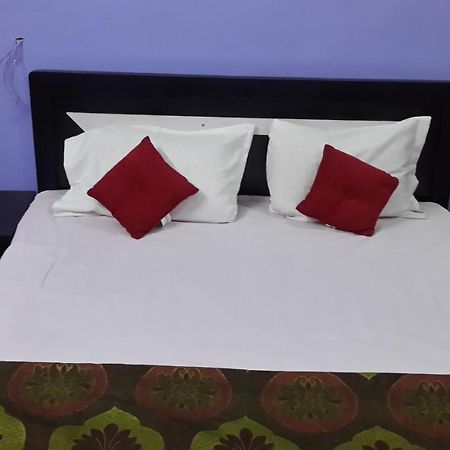 Asia Lodge Near Railway Station Aurangabad  Exteriör bild