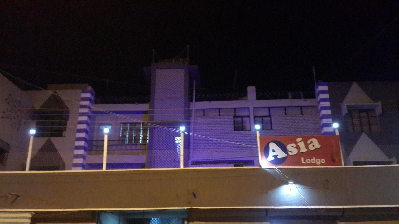 Asia Lodge Near Railway Station Aurangabad  Exteriör bild
